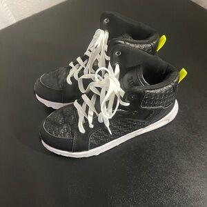 ZUMBA BLACK SHOES PREOWNED SIZE 7